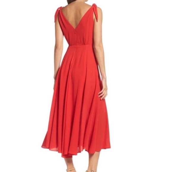 SALE!!! Betsey Johnson Midi Dress Red NWT Size 6 - Picture 2 of 5